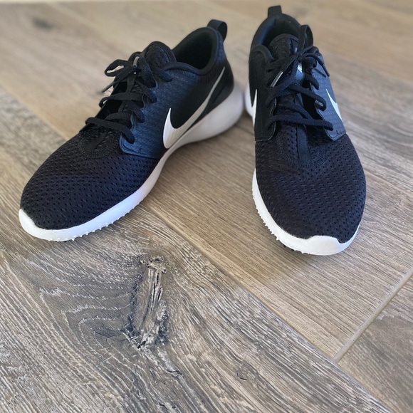 NIKE ROSHE GOLF SHOES - Picture 5 of 6